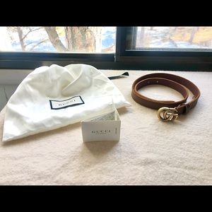 Gucci Double G Skinny Belt, Brown Gucci size 70 (28”)